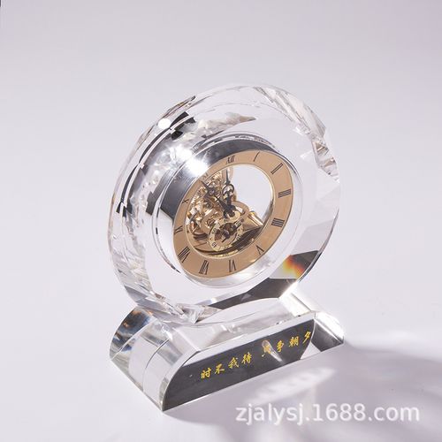 源头工厂直供 水晶钟表摆件如何成为办公桌面与简约家居的爆款装饰品